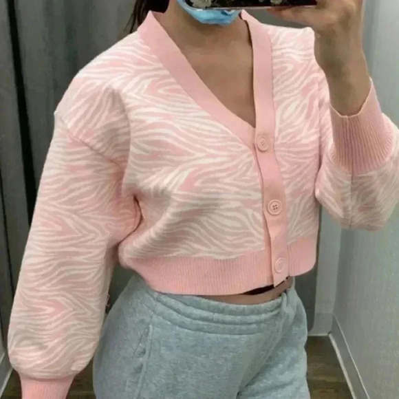 White and pink cardigan button up  from BCBG In size Xxs - Picture 1 of 3